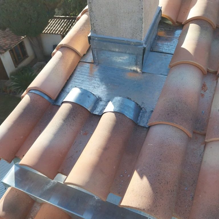 gouttières zinc Arles remplacement de gouttières en zinc par nos couvreur de Arles
